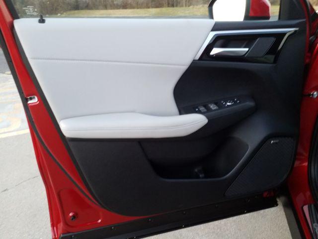 new 2025 Mitsubishi Outlander car, priced at $37,260