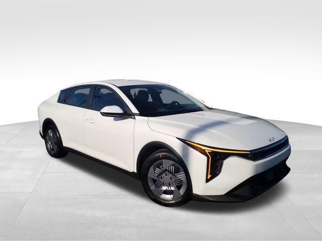 new 2025 Kia K4 car, priced at $23,040