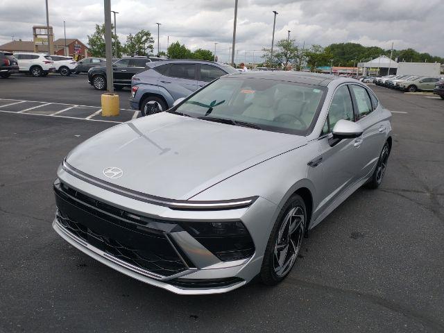 new 2024 Hyundai Sonata car, priced at $31,003