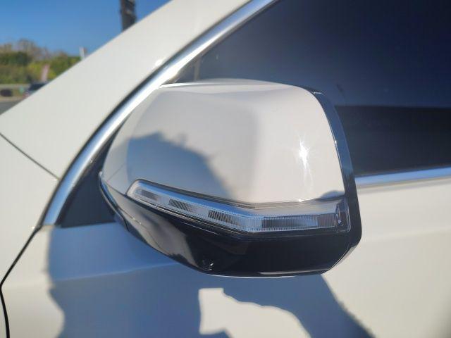 used 2020 Chevrolet Traverse car, priced at $16,990