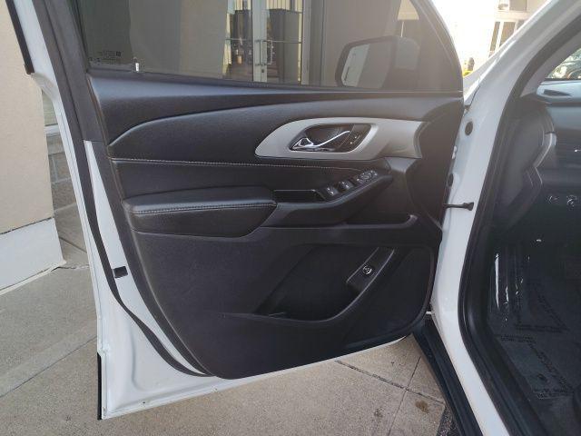 used 2020 Chevrolet Traverse car, priced at $16,990