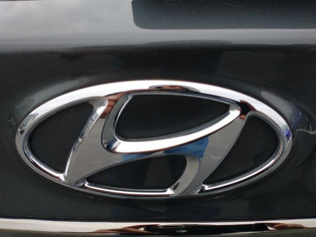 used 2020 Hyundai Santa Fe car, priced at $22,990