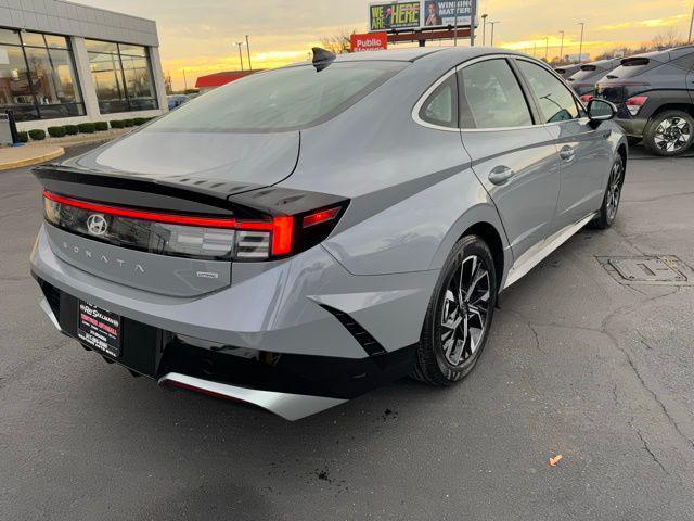 new 2025 Hyundai Sonata car, priced at $30,960