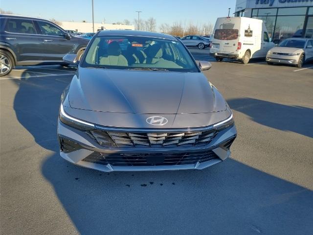 new 2024 Hyundai Elantra car, priced at $27,025