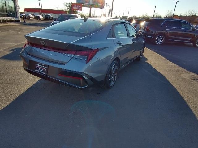 new 2024 Hyundai Elantra car, priced at $27,025