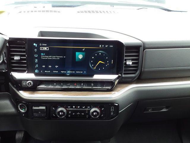 used 2022 Chevrolet Silverado 1500 car, priced at $41,990