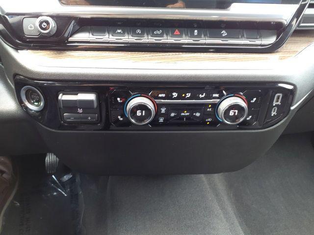 used 2022 Chevrolet Silverado 1500 car, priced at $41,990