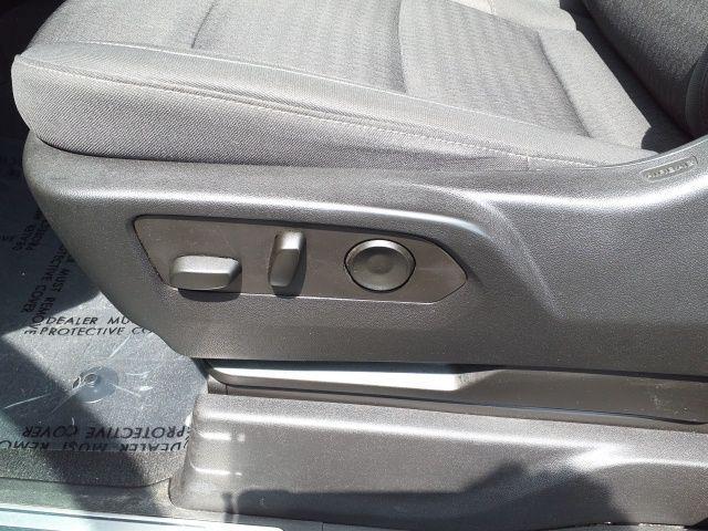 used 2022 Chevrolet Silverado 1500 car, priced at $41,990
