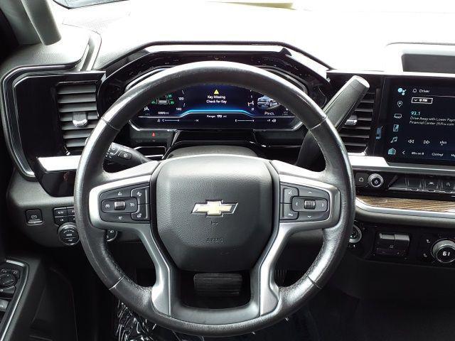 used 2022 Chevrolet Silverado 1500 car, priced at $41,990