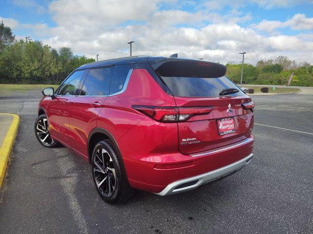 used 2024 Mitsubishi Outlander car, priced at $33,990
