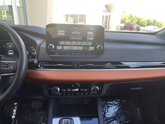 used 2024 Mitsubishi Outlander car, priced at $33,990