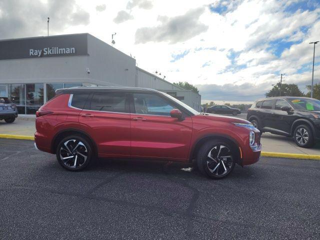 used 2024 Mitsubishi Outlander car, priced at $33,990