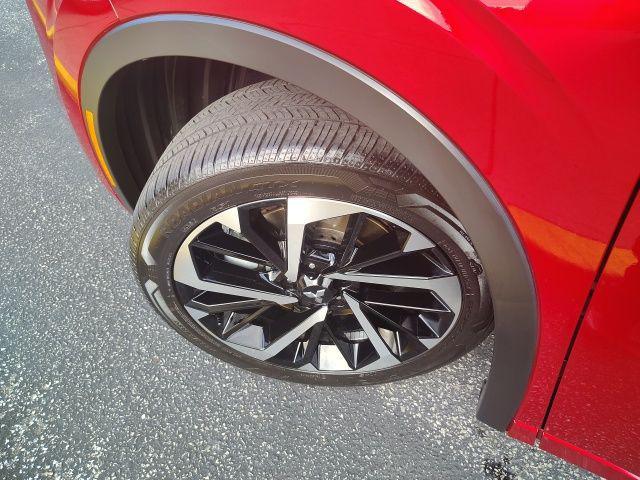 used 2024 Mitsubishi Outlander car, priced at $33,990