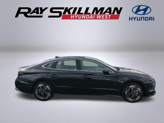 new 2024 Hyundai Sonata car, priced at $30,003