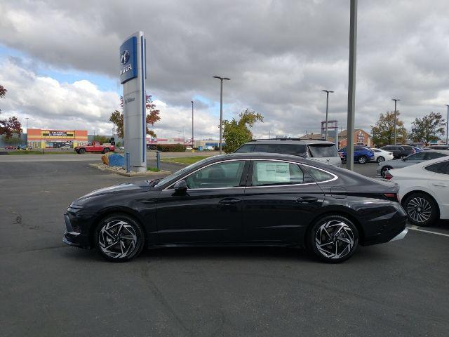 new 2024 Hyundai Sonata car, priced at $31,003