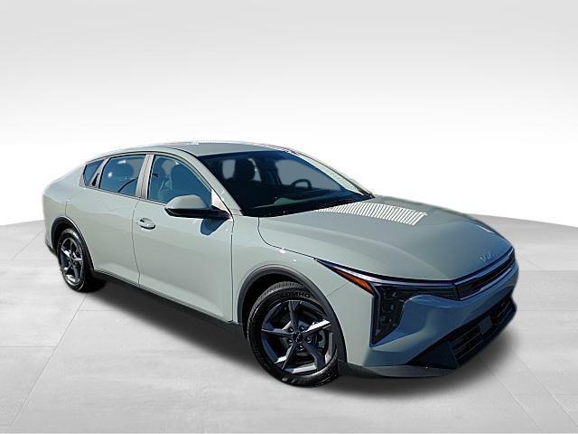 new 2025 Kia K4 car, priced at $23,645