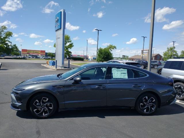 new 2024 Hyundai Sonata car, priced at $30,760