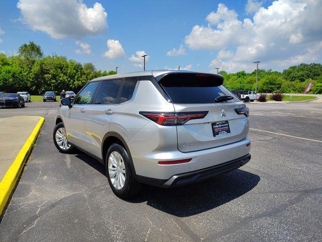 new 2025 Mitsubishi Outlander car, priced at $32,705