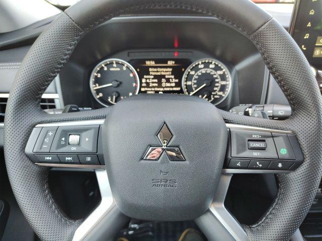 new 2025 Mitsubishi Outlander car, priced at $38,625