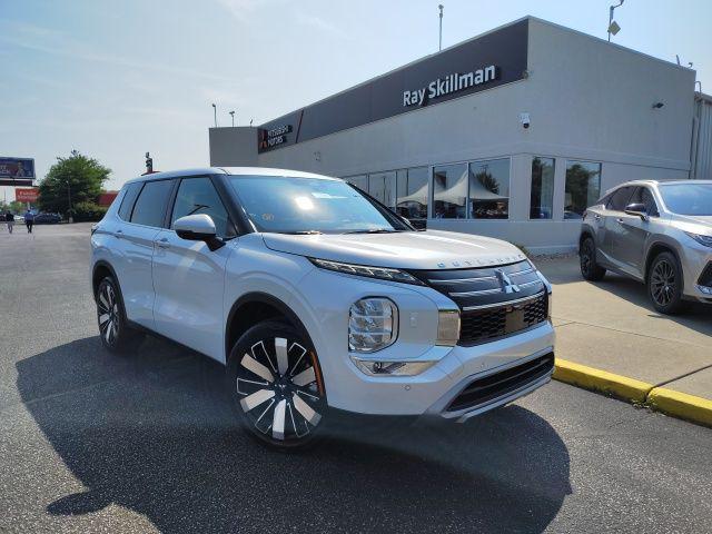 new 2025 Mitsubishi Outlander car, priced at $38,625