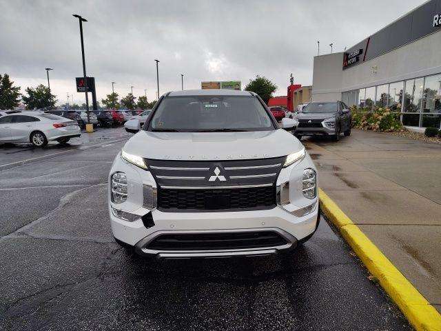 new 2025 Mitsubishi Outlander car, priced at $40,565