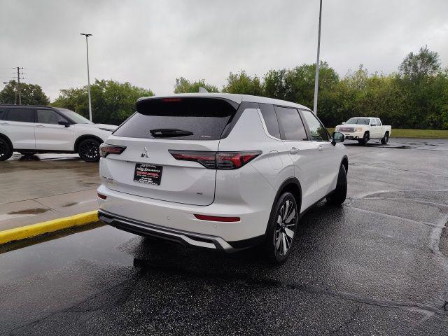 new 2025 Mitsubishi Outlander car, priced at $40,565