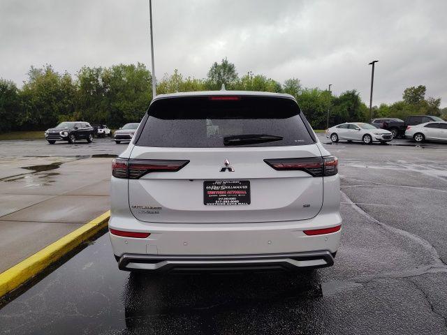 new 2025 Mitsubishi Outlander car, priced at $40,565