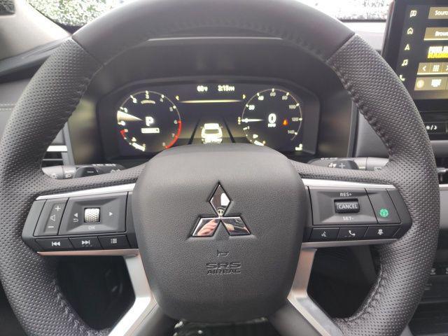 new 2025 Mitsubishi Outlander car, priced at $40,565