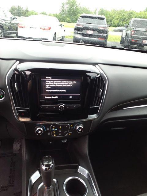 used 2020 Chevrolet Traverse car, priced at $22,900