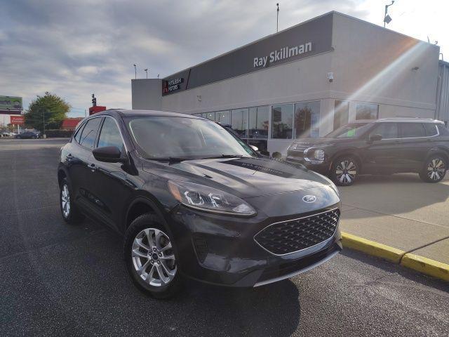 used 2022 Ford Escape car, priced at $22,999