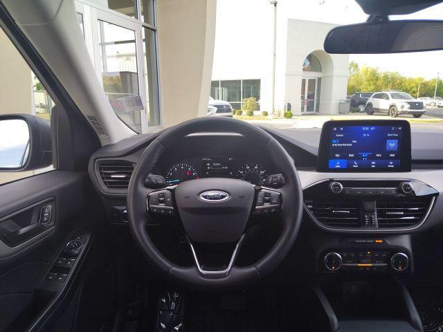 used 2022 Ford Escape car, priced at $22,999