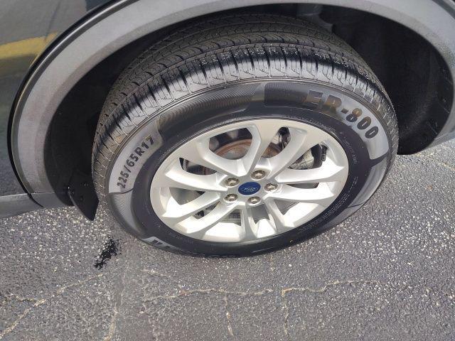 used 2022 Ford Escape car, priced at $22,999