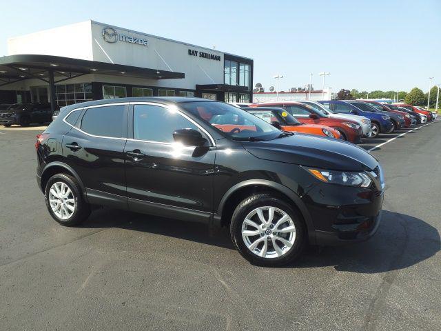 used 2022 Nissan Rogue Sport car, priced at $21,900