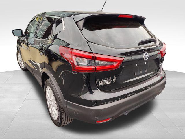 used 2022 Nissan Rogue Sport car, priced at $21,900