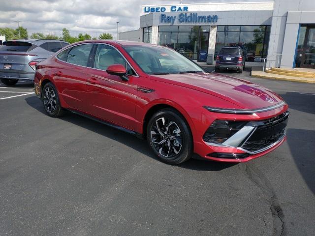 new 2024 Hyundai Sonata car, priced at $30,720