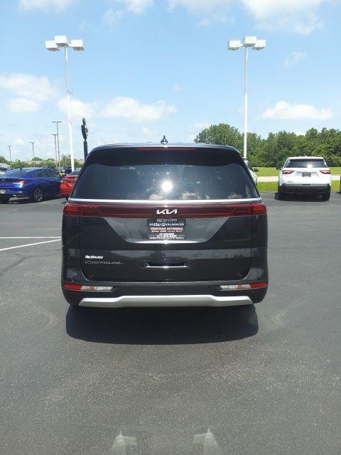 used 2022 Kia Carnival car, priced at $24,900