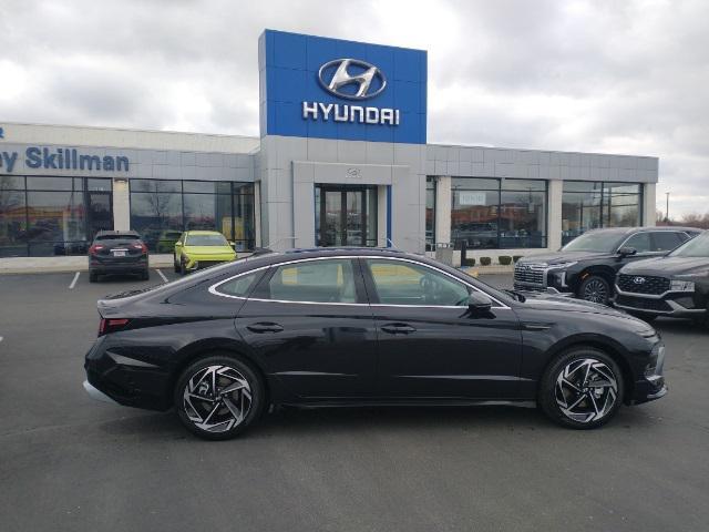 new 2024 Hyundai Sonata car, priced at $31,665