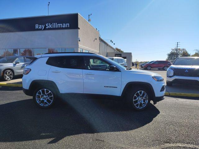 used 2022 Jeep Compass car, priced at $21,990