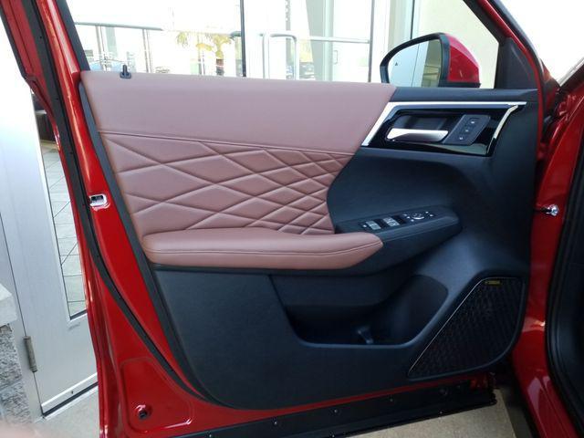 new 2025 Mitsubishi Outlander car, priced at $45,510
