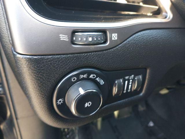 used 2020 Jeep Cherokee car, priced at $19,900