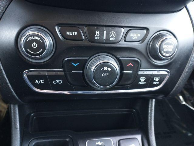 used 2020 Jeep Cherokee car, priced at $19,900