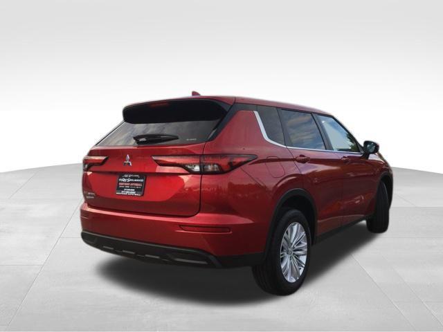 new 2024 Mitsubishi Outlander car, priced at $31,845