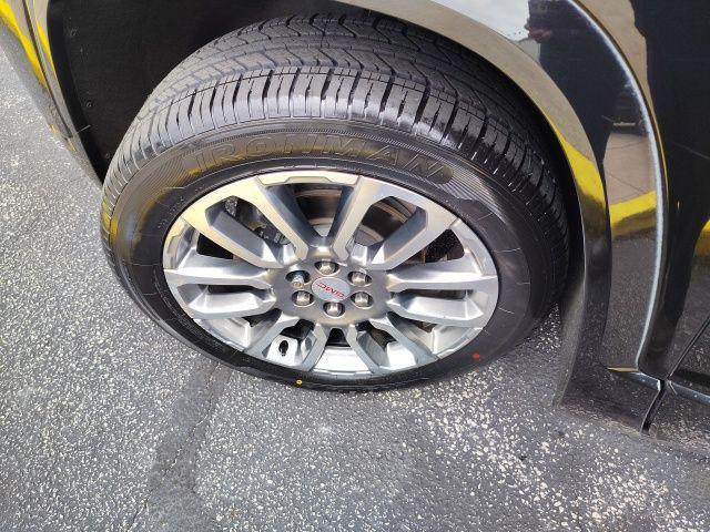 used 2021 GMC Acadia car, priced at $27,999