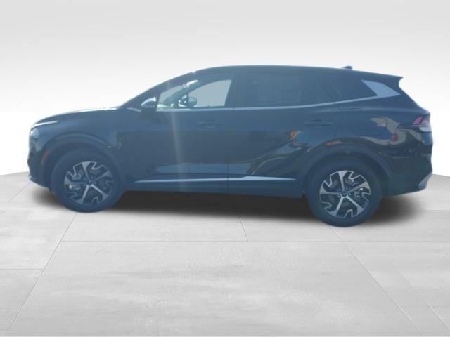 new 2025 Kia Sportage car, priced at $30,990