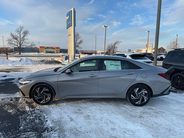 new 2025 Hyundai Elantra car, priced at $27,220