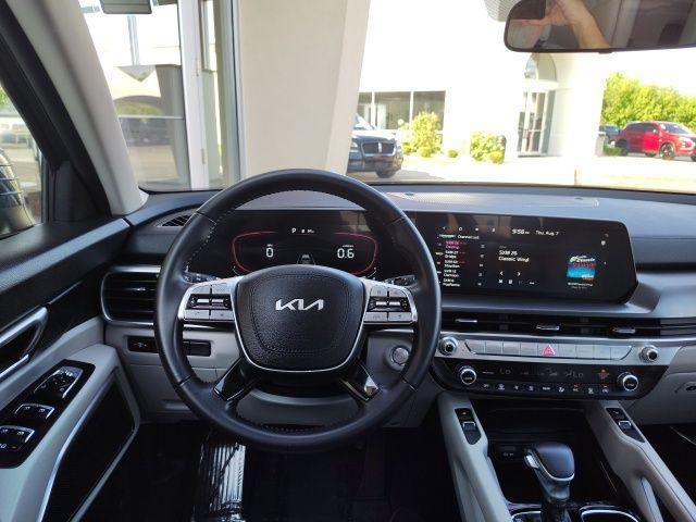used 2023 Kia Telluride car, priced at $40,999