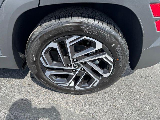 new 2025 Hyundai Tucson car, priced at $38,890
