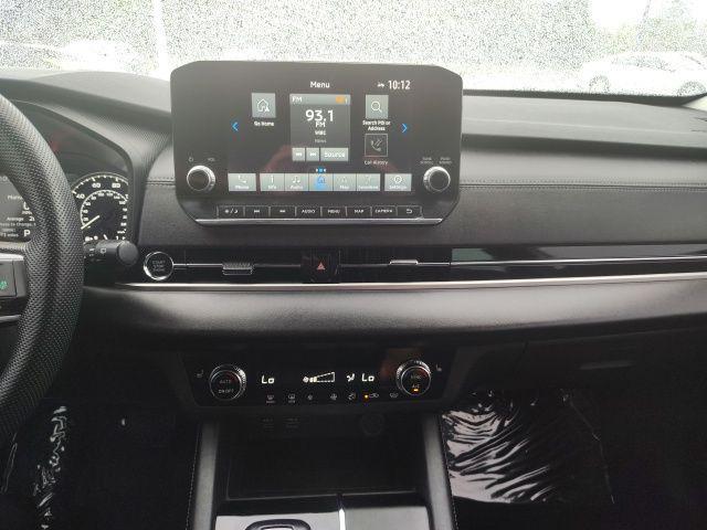used 2023 Mitsubishi Outlander car, priced at $25,990