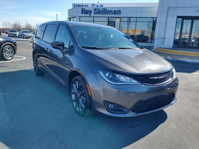 used 2020 Chrysler Pacifica car, priced at $23,491