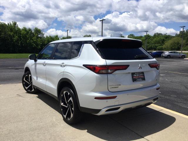 new 2024 Mitsubishi Outlander car, priced at $36,190